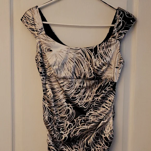 Y2K Vibe London Times Ruched Swirl Print Bodycon Dress - Picture 4 of 14